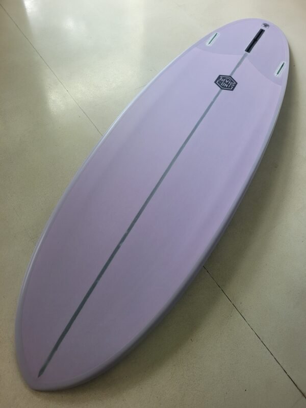 6′4" Miss Kitoko